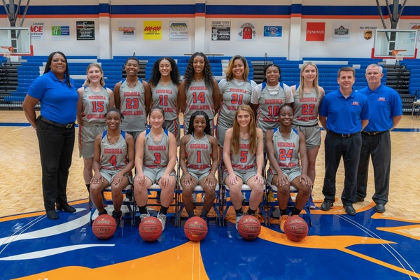 Lady Chargers Wrap Up the Regular Season on 3-Game Win Streak